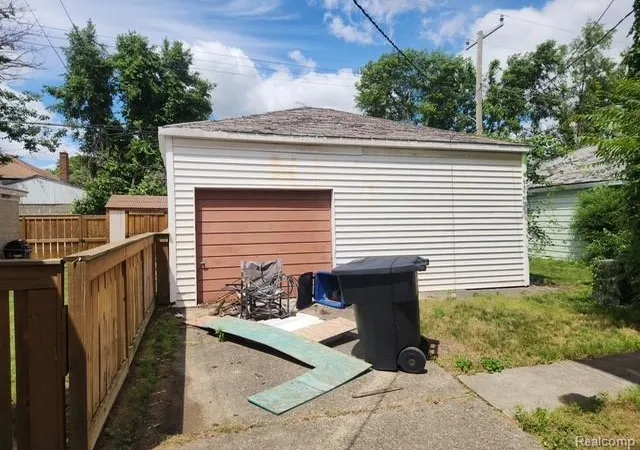 Photo 4 of Multi family home for sale at 17569 Northlawn St, Detroit, MI 48221 | MLS# 20261062479 | Listing updated on 2026-08-08