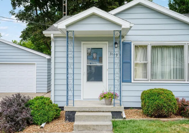 Photo 3 of Single family home for sale at 3109 Queen St, Spring Arbor, MI 49283 | MLS# 55026041426 | Listing updated on 2026-09-11