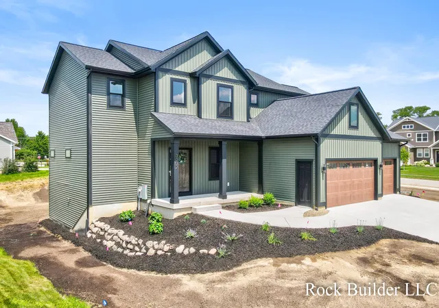 2nd image of 3337 Eagle Peak Dr, Jenison, MI 49428 | MLS# 65026041427