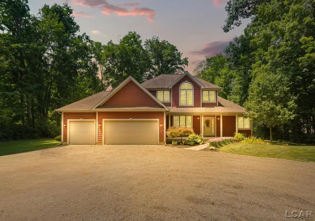 Photo 1 of Single family home for sale at 2850 Lee Marie Dr, Adrian, MI 49221 | MLS# 56050217846 | Listing updated on 2026-08-08