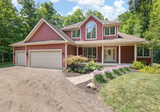 Photo 4 of Single family home for sale at 2850 Lee Marie Dr, Adrian, MI 49221 | MLS# 56050217846 | Listing updated on 2026-09-18