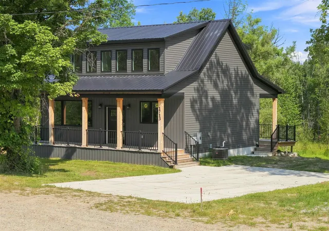 1st image of 1713 Vanderlip Rd, Traverse City, MI 49686 | MLS# 78080072100