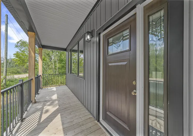 4th image of 1713 Vanderlip Rd, Traverse City, MI 49686 | MLS# 78080072100