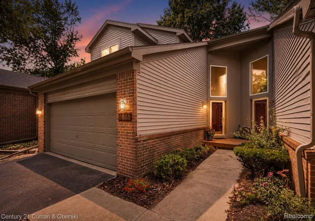 Photo 2 of Condo for sale at 6565 Quail Run Cir, Westland, MI 48185 | MLS# 20261062501 | Listing updated on 2026-09-13