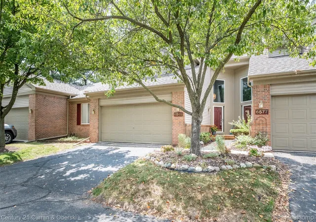 Photo 3 of Condo for sale at 6565 Quail Run Cir, Westland, MI 48185 | MLS# 20261062501 | Listing updated on 2026-09-13