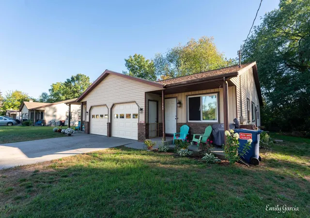 Photo 2 of Multi family home for sale at 286 Felch St, Holland, MI 49424 | MLS# 71026041446 | Listing updated on 2026-08-08