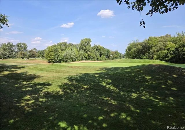Photo 4 of Single family home for sale at 7426 N Charlesworth St, Dearborn Heights, MI 48127 | MLS# 20261062517 | Listing updated on 2026-09-13