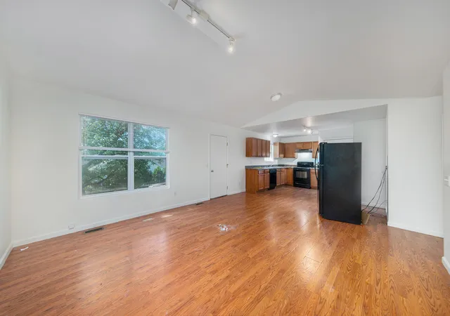 Photo 4 of Multi family home for sale at 1312 Lafayette Ave, Kalamazoo, MI 49006 | MLS# 65026041452 | Listing updated on 2026-09-09