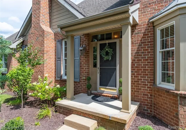 Photo 4 of Condo for sale at 45042 Broadmoor Cir S, Northville, MI 48168 | MLS# 20261062526 | Listing updated on 2026-08-20