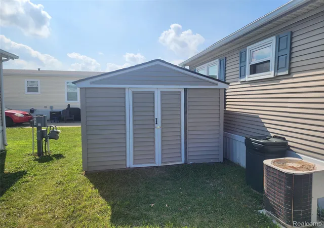3rd image of 26740 Hudson, Flat Rock, MI 48134 | MLS# 20261062573