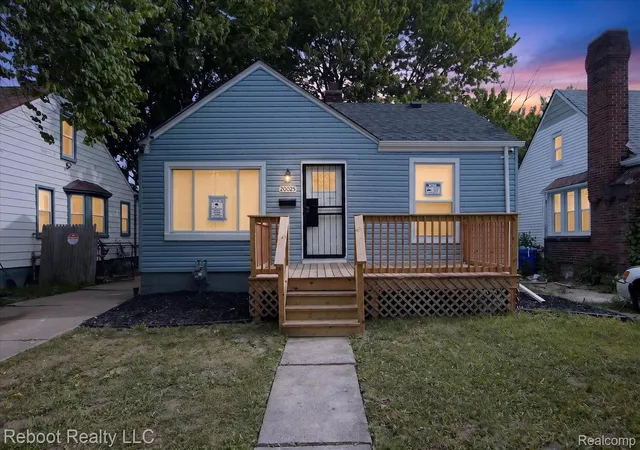 Photo 1 of Single family home for sale at 20025 Mccormick St, Detroit, MI 48224 | MLS# 20261062576 | Listing updated on 2026-09-28