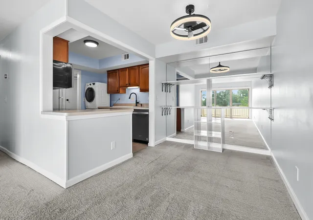 Listing Photo 5 - Condo for sale in building located at 748 W Kilgore Rd, Kalamazoo, MI 49008 - Unit #303