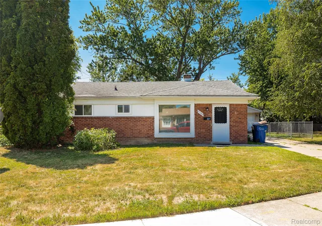 Photo 1 of Single family home for sale at 21763 Dexter Ct, Warren, MI 48089 | MLS# 20261062580 | Listing updated on 2026-09-14