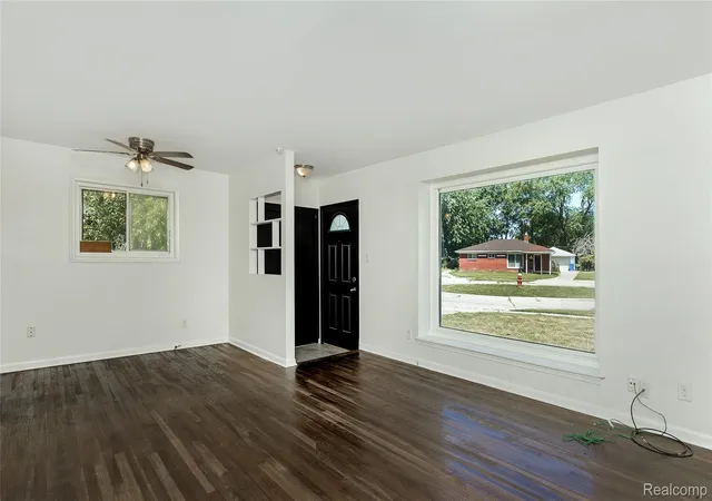 Photo 2 of Single family home for sale at 21763 Dexter Ct, Warren, MI 48089 | MLS# 20261062580 | Listing updated on 2026-09-14