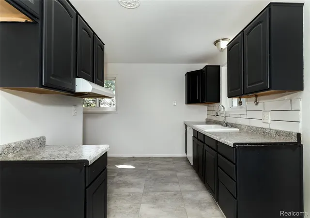 Photo 3 of Single family home for sale at 21763 Dexter Ct, Warren, MI 48089 | MLS# 20261062580 | Listing updated on 2026-09-14