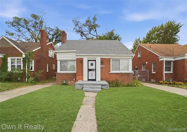 Photo 1 of Single family home for sale at 18283 Tracey St, Detroit, MI 48235 | MLS# 20261062582 | Listing updated on 2026-08-11