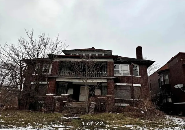 Photo 1 of Single family home for sale at 224 Elmhurst St, Highland Park, MI 48203 | MLS# 20261062584 | Listing updated on 2026-09-08