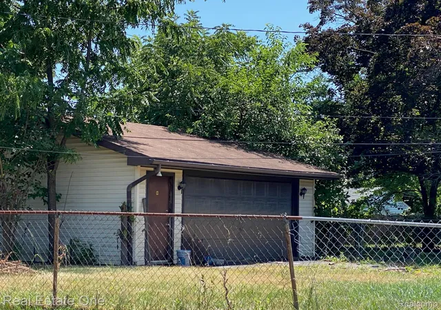 Photo 16 of Single family home for sale at 3565 Niagara St, Wayne, MI 48184 | MLS# 20261062595 | Listing updated on 2026-08-29