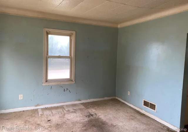 Photo 2 of Single family home for sale at 3565 Niagara St, Wayne, MI 48184 | MLS# 20261062595 | Listing updated on 2026-08-29