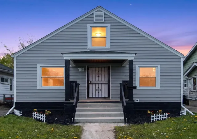 image of 13894 Tacoma St, Detroit, MI 48205 | MLS# 81026041513