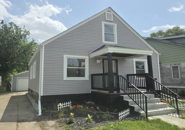 image of 13894 Tacoma St, Detroit, MI 48205 | MLS# 81026041513