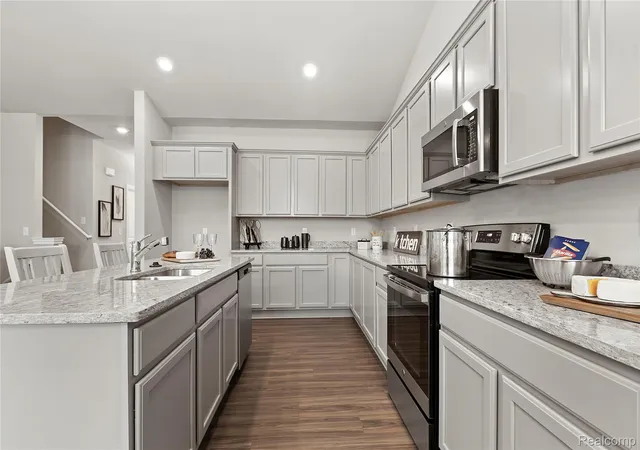 Photo 3 of Condo for sale at 9925 Crossview Trl #126, Hartland Township Livingston, MI 48855 | MLS# 20261062603 | Listing updated on 2026-08-09