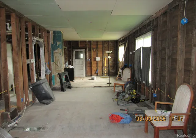 Photo 4 of Single family home for sale at 4785 Crane St, Detroit, MI 48214 | MLS# 20261062604 | Listing updated on 2026-08-18