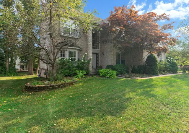 Photo 3 of Single family home for sale at 29309 Sunridge, Farmington Hills, MI 48334 | MLS# 20261062606 | Listing updated on 2026-08-31