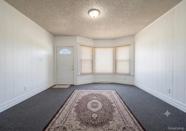 Listing Photo 5 - Condo for sale in building located at 3845 Edwin St, Hamtramck, MI 48212