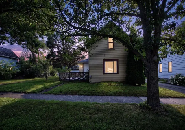 Photo 1 of Single family home for sale at 803 Joseph St, Bay City, MI 48706 | MLS# 79080072108 | Listing updated on 2026-08-30