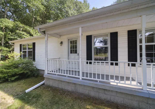 3rd image of 2615 Hill Rd, Manistee, MI 49660 | MLS# 67026041518