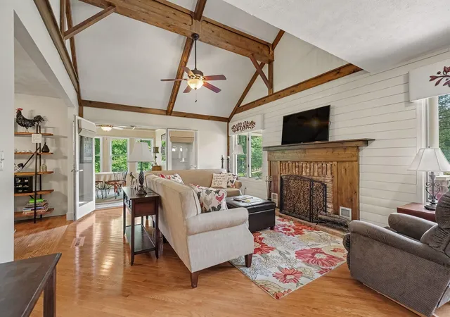 Photo 3 of Single family home for sale at 8800 W South Ave, Schoolcraft, MI 49087 | MLS# 66026041524 | Listing updated on 2026-09-14
