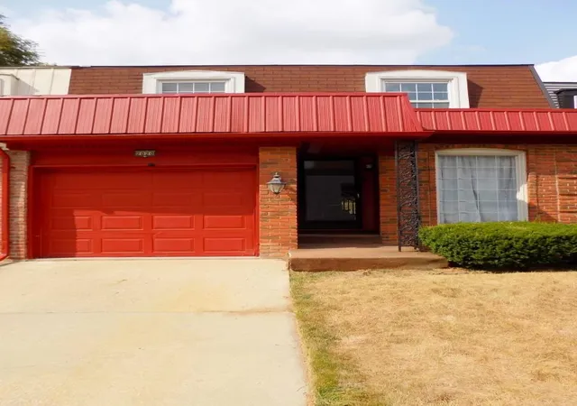 Photo 1 of Single family home for sale at 2020 Stoney Brk Ct, Flint, MI 48507 | MLS# 5050217882 | Listing updated on 2026-09-13