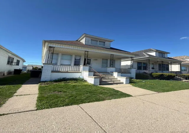 Photo 3 of Single family home for sale at 5033 Harold St, Hamtramck, MI 48212 | MLS# 20261062637 | Listing updated on 2026-08-09