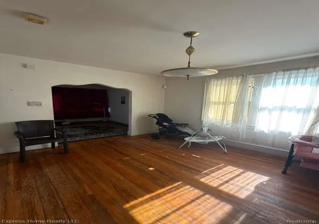 Photo 3 of Single family home for sale at 5033 Harold St, Hamtramck, MI 48212 | MLS# 20261062637 | Listing updated on 2026-08-09