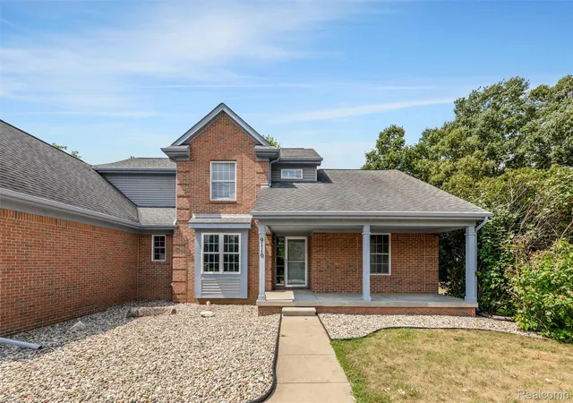 Photo 3 of Single family home for sale at 9110 Old Oak Dr, Grand Blanc, MI 48439 | MLS# 20261062655 | Listing updated on 2026-09-23