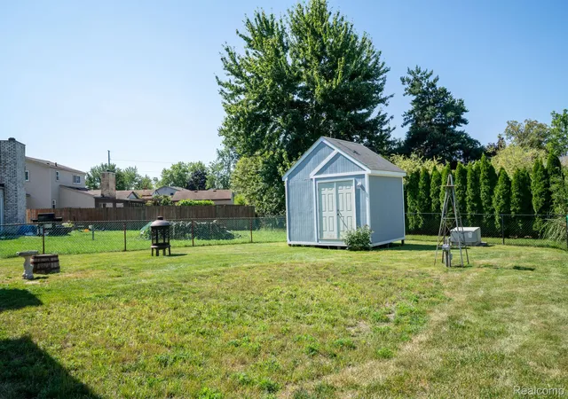 Photo 3 of Single family home for sale at 19031 Forrest Hl Dr, Woodhaven, MI 48183 | MLS# 20261062661 | Listing updated on 2026-08-14