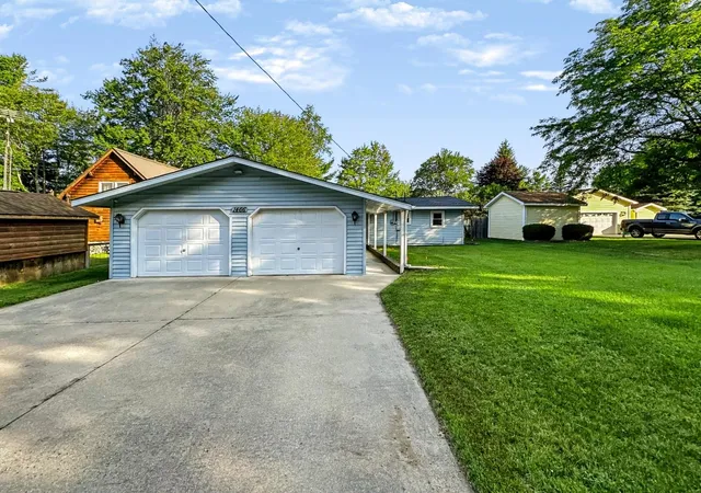 2nd image of 1466 Lake James Dr, Prudenville, MI 48651 | MLS# 78080072118