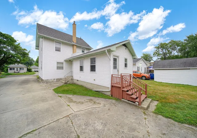 4th image of 757 Glenwood Ave, Jackson, MI 49203 | MLS# 55026041553
