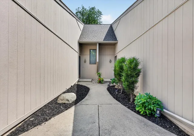 Photo 3 of Condo for sale at 2699 Limestone Ln NE, Grand Rapids, MI 49525 | MLS# 65026041554 | Listing updated on 2026-09-18