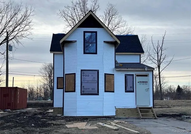 3rd image of 8864 Charlevoix St, Detroit, MI 48214 | MLS# 20261062668
