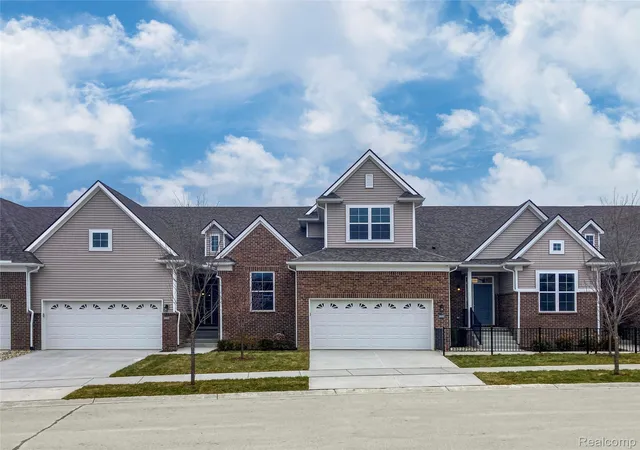 Photo 1 of Condo for sale at 9928 Crossview Trl #187, Hartland Township Livingston, MI 48855 | MLS# 20261062680 | Listing updated on 2026-08-10