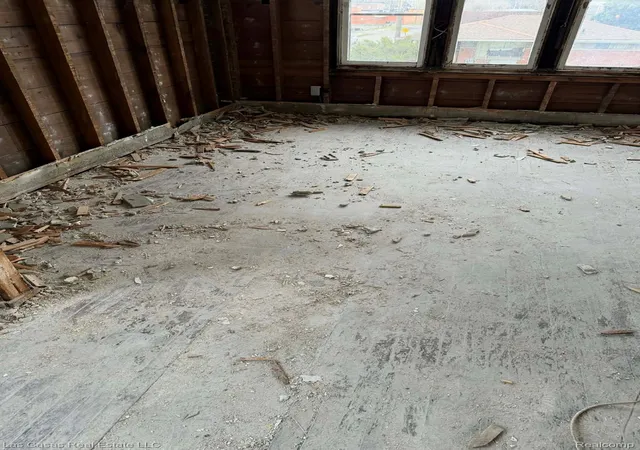 Photo 4 of Multi family home for sale at 11881 Saint Patrick St, Detroit, MI 48205 | MLS# 20261062690 | Listing updated on 2026-08-10