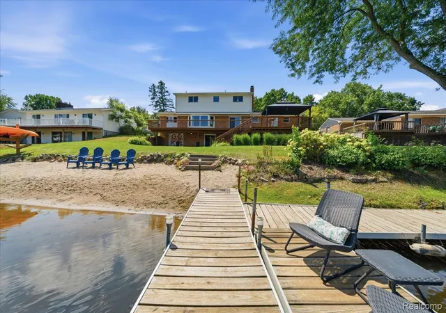 2nd image of 1888 Squaw Lagoon Dr, Oxford, MI 48371 | MLS# 20261062718