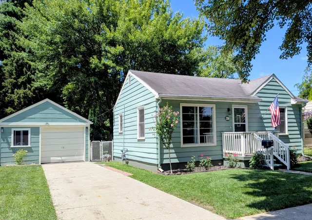 1st image of 216 2nd St, Sturgis, MI 49091 | MLS# 66026041576