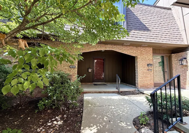 1st image of 1046 Greenhills Dr, Ann Arbor, MI 48105 | MLS# 81026041581