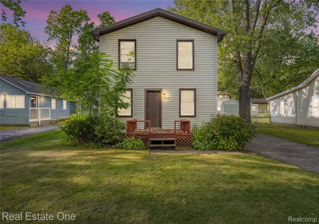 Photo 1 of Single family home for sale at 4866 Filer St, Waterford, MI 48328 | MLS# 20261062728 | Listing updated on 2026-08-11