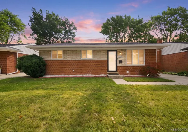 Photo 1 of Sale Pending at 31546 Northwood Dr, Fraser, MI 48026 | MLS# 20261062729 | Listing updated on 2026-09-04