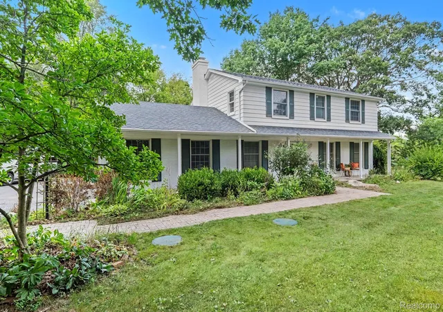 Photo 3 of Single family home for sale at 11042 W Mount Morris Rd, Flushing, MI 48433 | MLS# 20261062735 | Listing updated on 2026-09-16