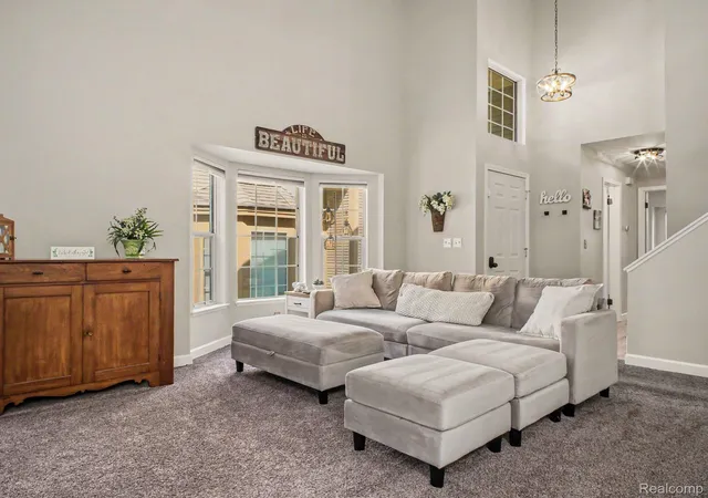 Listing Photo 4 - Condo for sale in building located at 896 Whisperwood Trl, Fenton, MI 48430